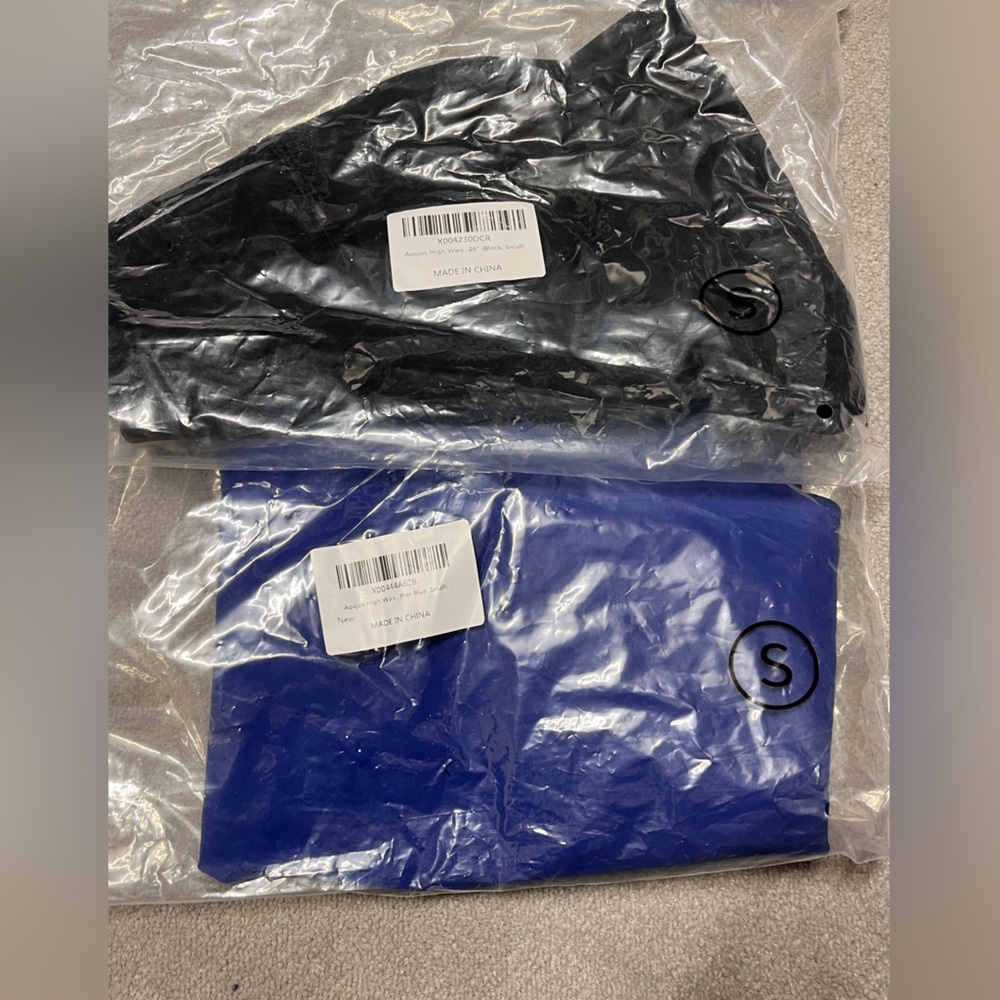 Aoxjox nwt 2 pairs Women's Black and Blue Leggings